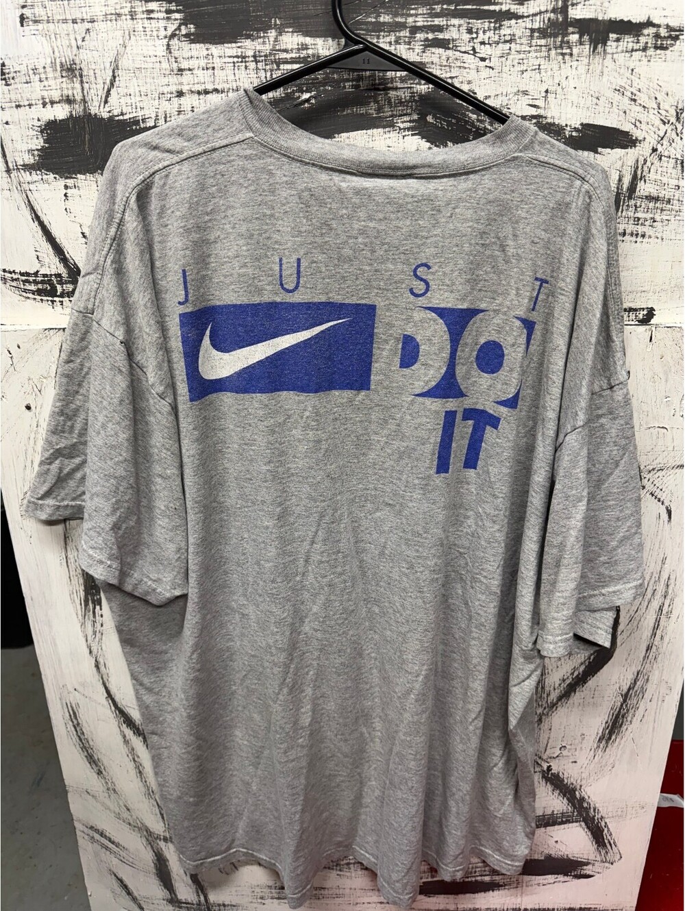 vintage 90s "just do it" nike shirt